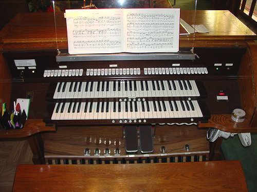 Console at
        Boonville Main St. Methodist