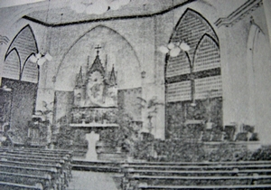 Old chancel with organ to the right of chancel