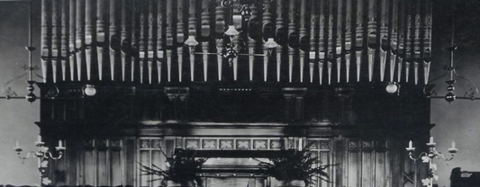 Old organ close up at St. Paul's UCC,
              Evansville