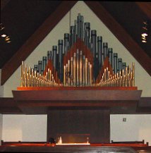 Trinity
                Episcopal Church, Owensboro, Holtkamp Organ in rear
                choirloft gallery