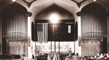 Zion UCC
                Evansville, Kilgen organ of 1917