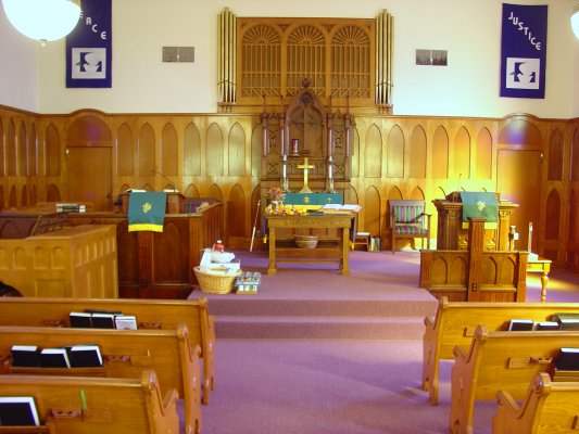 Zion UCC Henderson, view of sanctuary